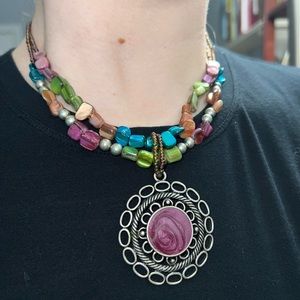 Floral pendent, multicolored necklace